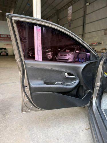 Kia Morning 2012full option
