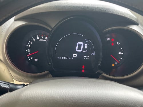 Kia Ray ឆ្នាំ 012 Full Option ម្ចាស់ដើមថែខ្លាំង! តូចច្រឡឹង រាងស្អាត ទាន់សម័យ!