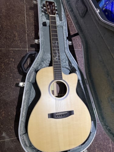 Lakewood Sungha Jung Signature
