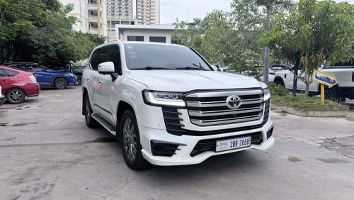 Land Cruiser