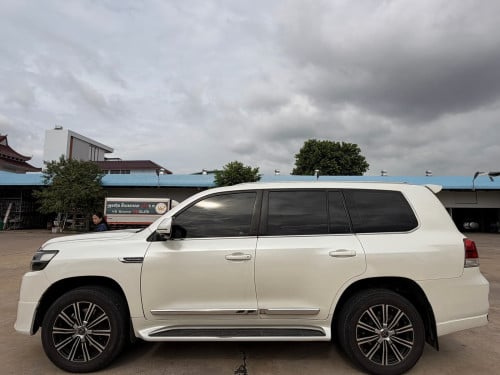 Landcruiser 2016 Full Option V6