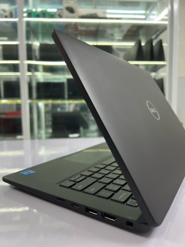 Laptop Dell Latitude 7420