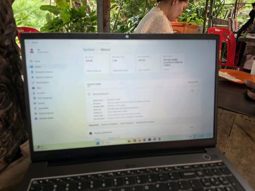 LENOVO 15G2