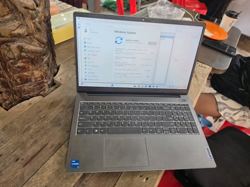 LENOVO 15G2