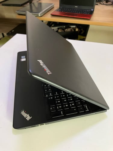 LENOVO E570 15.6inch/ i5-7200U / RAM 8GB DDR4/ SSD256GB / VGA Geforce 940MX 2GB / battery 🔋 3hour