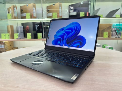 Lenovo IdeaPad Gaming CPU  i7-11390H l  RAM 16GB l SSD 512GB l VGA 3050 Ti (Second Hand)