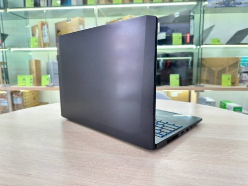 Lenovo IdeaPad Gaming CPU  i7-11390H l  RAM 16GB l SSD 512GB l VGA 3050 Ti (Second Hand)