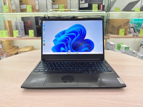 Lenovo IdeaPad Gaming CPU  i7-11390H l  RAM 16GB l SSD 512GB l VGA 3050 Ti (Second Hand)