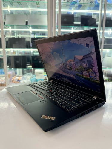 Lenovo ThinkPad T470sCore : i7-7600URam : 8GB DDR4HDD : 256GBDisplay : 14”(FHD)Touchscreen