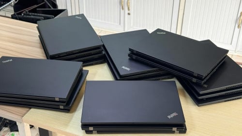 Lenovo Thinkpad X13 Gen1 (1ទឹកស្អាត 98%)