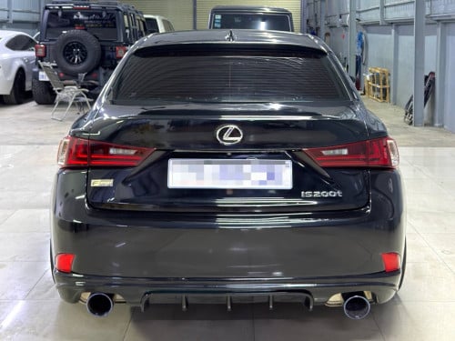 Lexus IS200T 2016 F-Sport