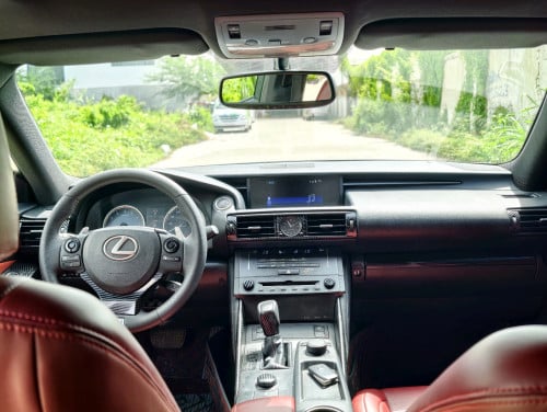 LEXUS IS200T LUXURY 2016 UPGRADE 2016 Full Option ពណ៍ខ្មៅ