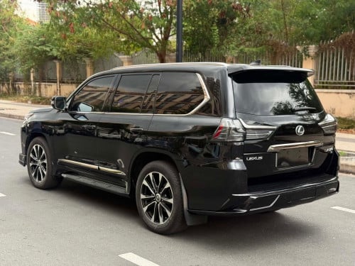 Lexus LX570 2016 up kuru 2021