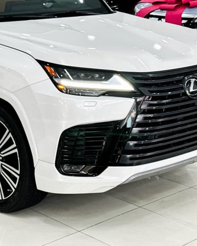 Lexus LX600 2023