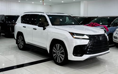 Lexus LX600 2023
