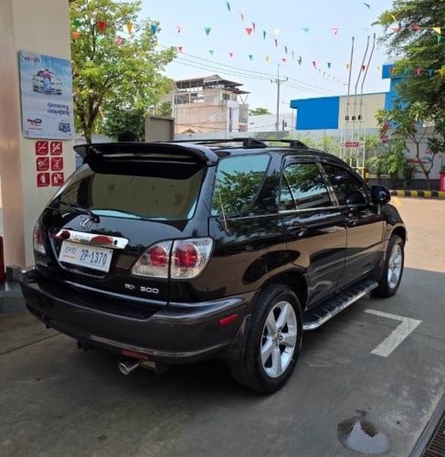 LEXUS RX300 លក់ $9xxx ចរចា
