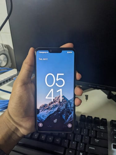 LG G8 THINQ 99%