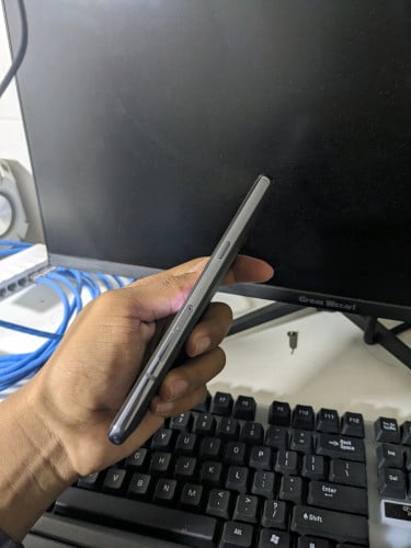 LG G8 THINQ 99%
