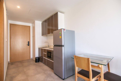 Lucky Studio for rent at Northbrigde international 2004