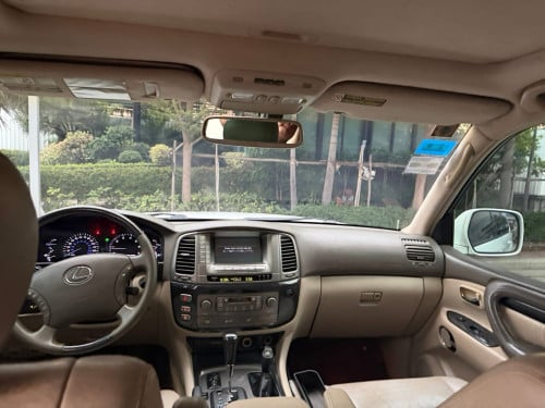 Lx 470 2004 មានហ្គាសប៊ិច