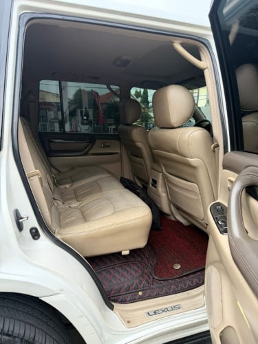 Lx 470 2004 មានហ្គាសប៊ិច