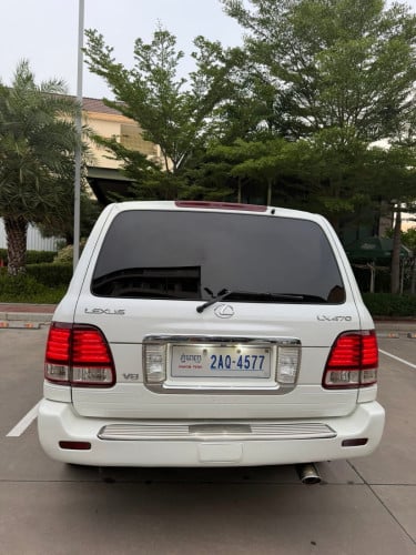 Lx 470 2004 មានហ្គាសប៊ិច