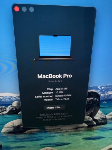 M5 MacBook 14inch