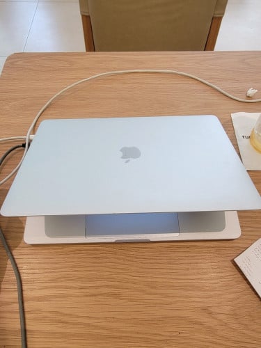 macbook pro M1