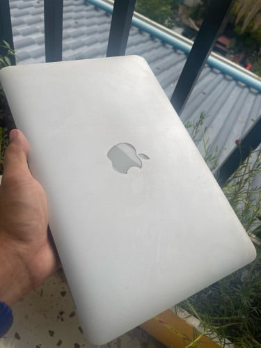 Mackbook Air mini Zin all have changer