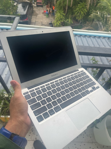 Mackbook Air mini Zin all have changer