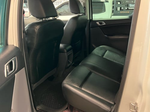 Mazda BT-50 2020 Thunder Full 3.2L 4x4 (ម្ចាស់ដើម)