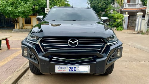 Mazda BT50 2022 (4x4) ថ្មីណាស់ Urgent Sale!!!