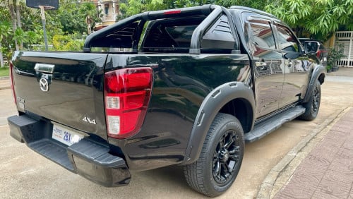 Mazda BT50 2022 (4x4) ថ្មីណាស់ Urgent Sale!!!