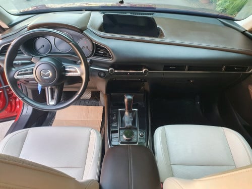 Mazda Cx30 Full Option ប្រភេទឡានស្អាត