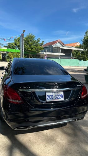 Mercedes Benz C300 2015 4matic សុីនមួយជុំទាំងកាង