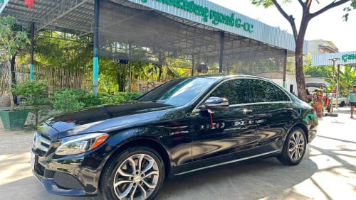 Mercedes Benz C300 2015 4matic សុីនមួយជុំទាំងកាង
