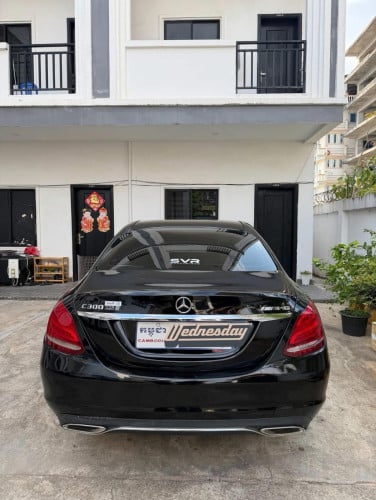 Mercedes Benz C300 4matic 2015