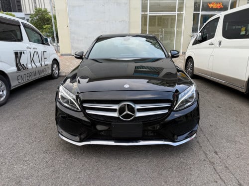 Mercedes Benz c300AMG 4Matich ឡាក្រដាស់ពន្ធ