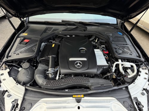 Mercedes Benz c300AMG 4Matich ឡាក្រដាស់ពន្ធ