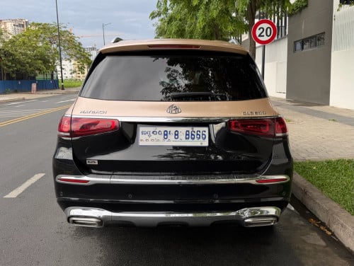 Mercedes Benz GLS 450 up Maybach VIP