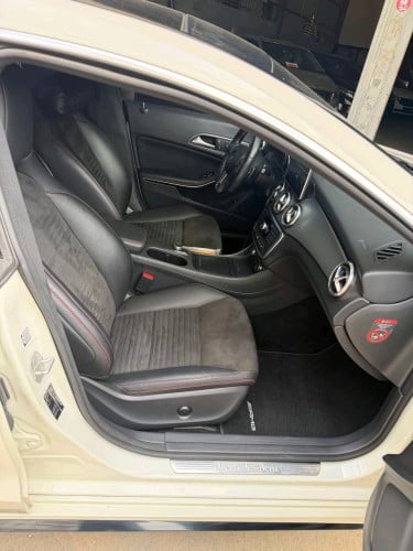MERCEDES CLA2015