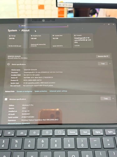 Microsoft 11 pro ថ្មី 99.99%
