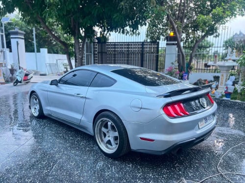 Mustang 2018 ម្ចាស់ដើម