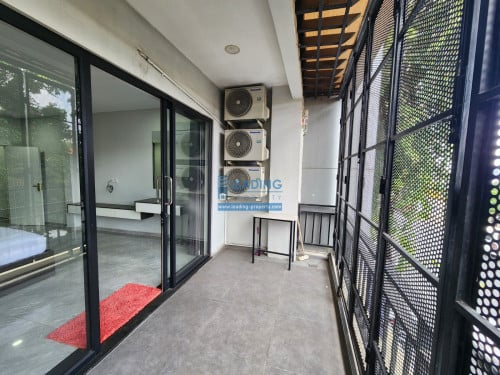 N1008 | New Renovated 2 Bedrooms Riverside Area For Rent