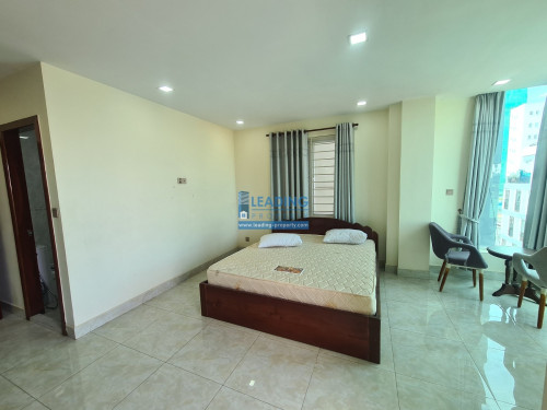 N972 | Nice Fully Furnished 2 Bedrooms Apartment with Lift for Rent Near Russian M