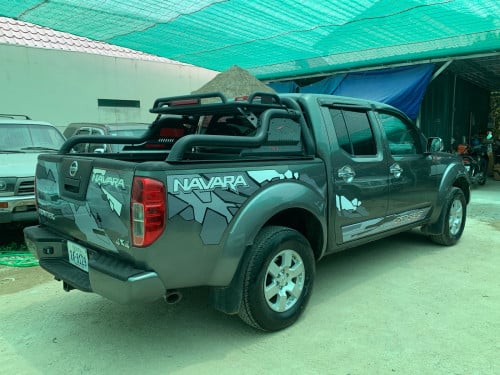 Nissan frontier 05 ប៉ុង2 ឡានស្អាត