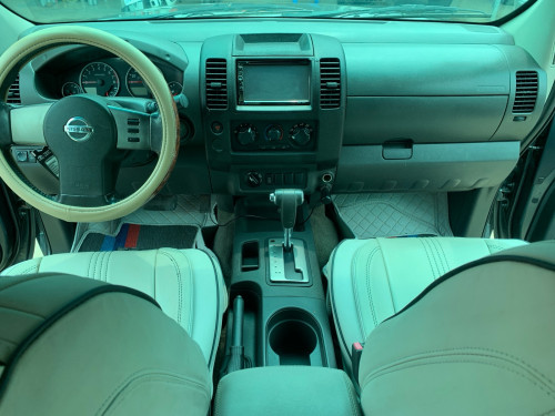 Nissan frontier 05 ប៉ុង2 ឡានស្អាត