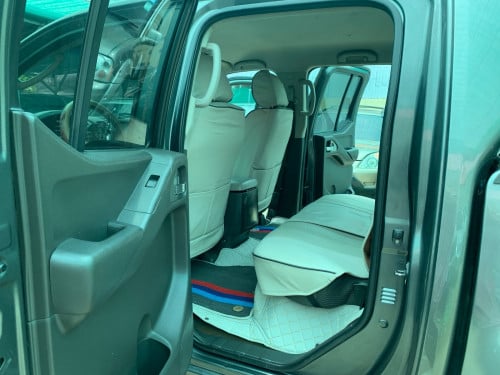 Nissan frontier 05 ប៉ុង2 ឡានស្អាត