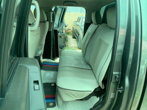 Nissan frontier 05 ប៉ុង2 ឡានស្អាត