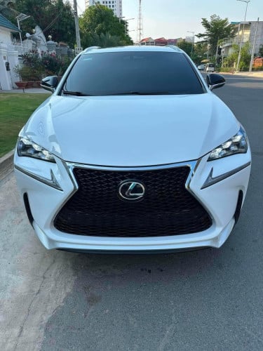 NX200t 2017 F Sport ប៉ុង2 (6ប៊ូតុង)